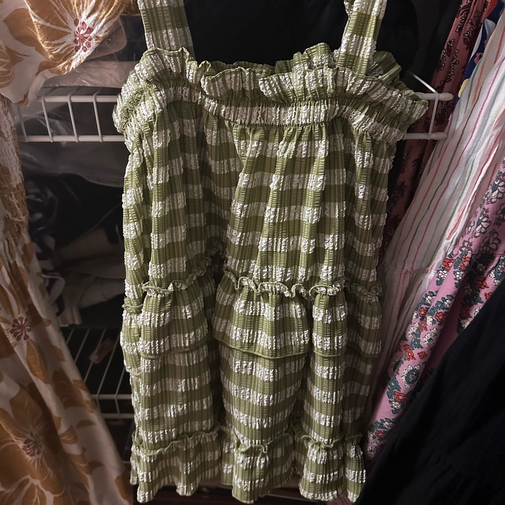 Cute loose fit checkered tank